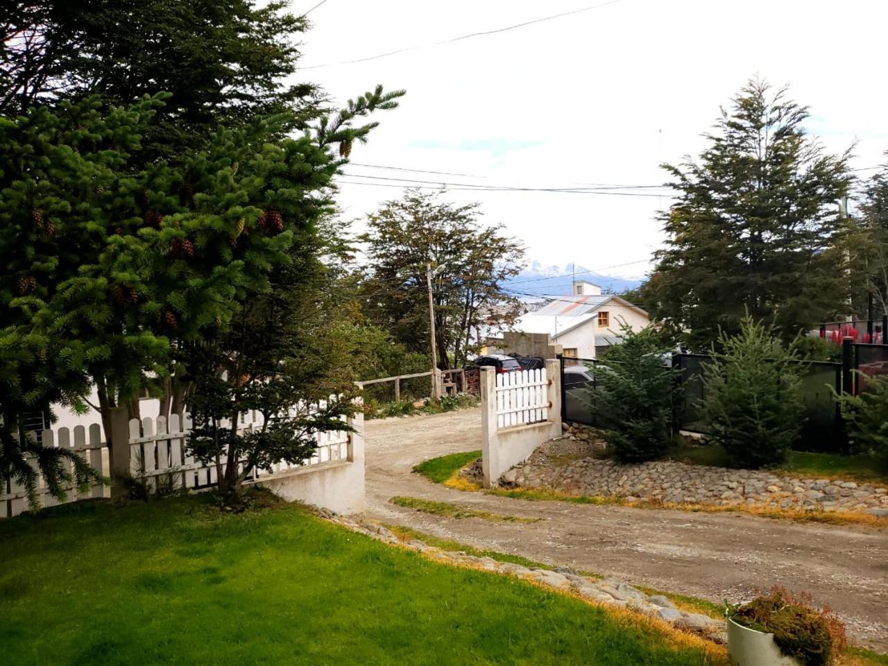 Departamentos Del Bosque Daire Ushuaia Dış mekan fotoğraf